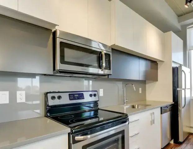 Vibe Lofts | 10620 116 St NW, Edmonton - Photo 1