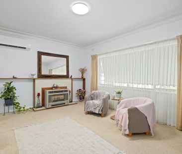 Cozy Family Home In A Convenient Location! - Photo 6