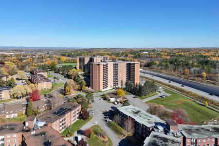 For Lease - 2000 Jasmine Crescent Unit# 415, Beacon Hill North - South and Area, Ontario - Photo 4