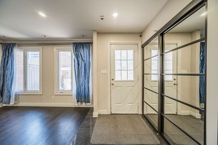 For Lease - 151 Townsgate Drive Unit# 96, Vaughan, Ontario - Photo 3