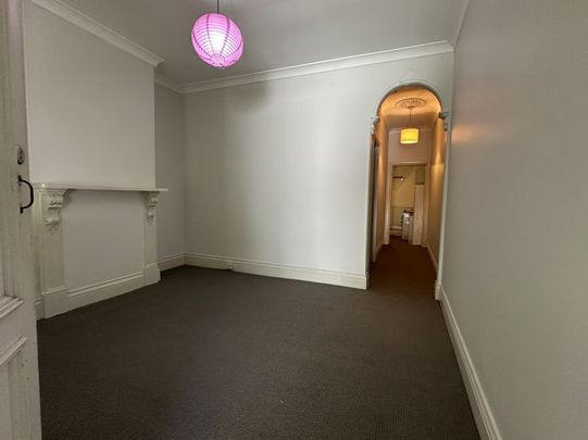7 Rochford Street, Erskineville NSW 2043 - House For Rent | Domain - Photo 1