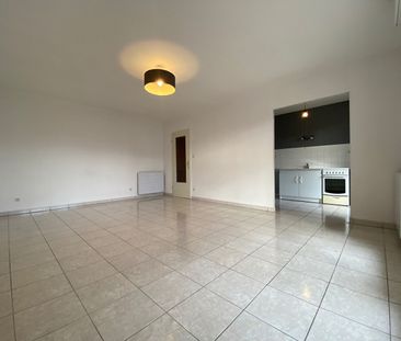 Location Appartement 1 pièce 50m² BESANCON 25000 - Photo 1