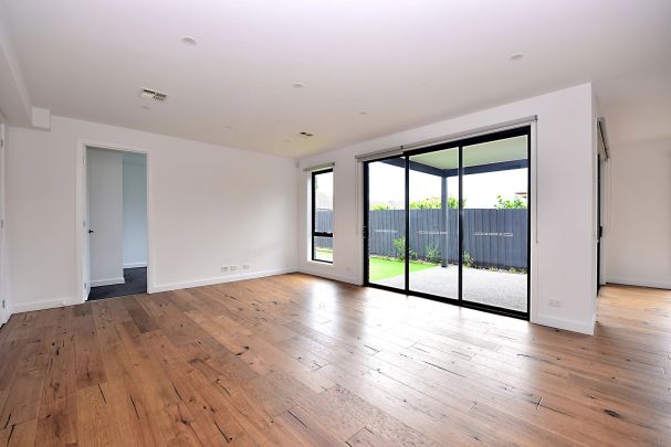 UNDER APPLICATION - Photo 1