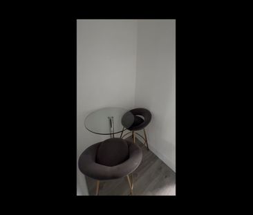 1 Bed Flat, Bernard Street, SO14 - Photo 2