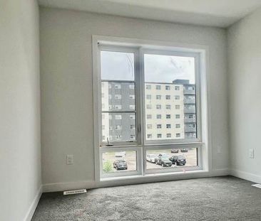 For Lease - 18 Akil Thomas Gardens, Toronto, Ontario - Photo 4