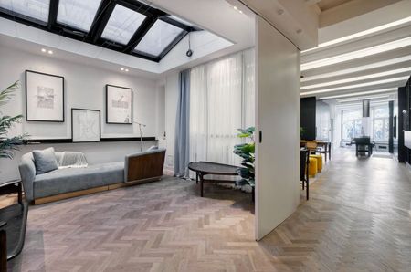 Appartement te huur: Nieuwezijds Voorburgwal 294-1 1012 RT Amsterdam - Photo 5