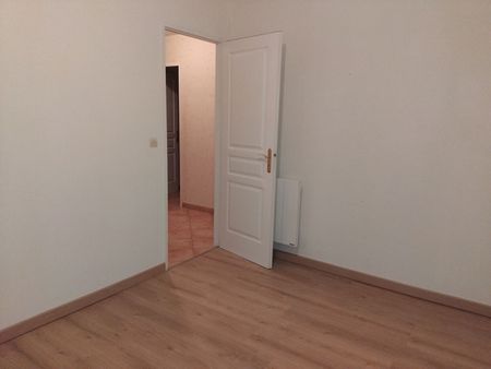 Location maison 4 pièces, 76.00m², Vitry-aux-Loges - Photo 4