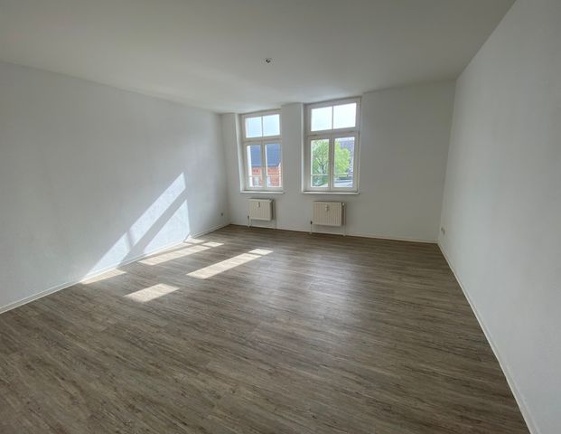 3-Raum-Wohnung mit EBK in Weisswasser zu vermieten - Photo 1