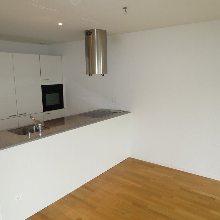 Auf zwei Etagen mit Sitzplatz und Balkon - Foto 1