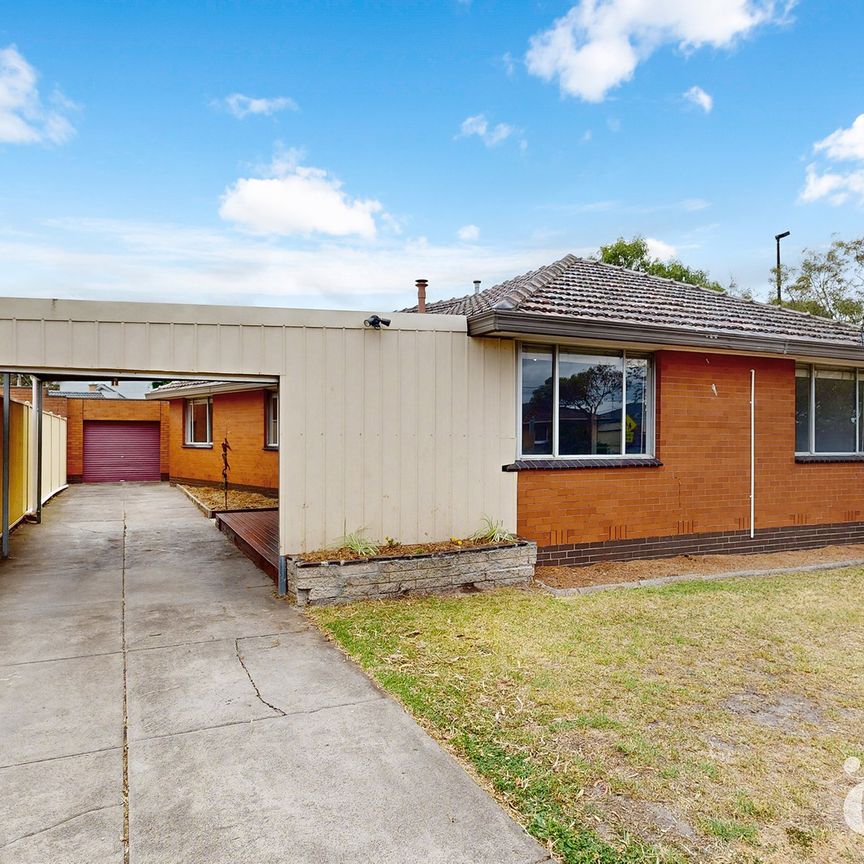 24 Logan Street, Glenroy - Photo 1