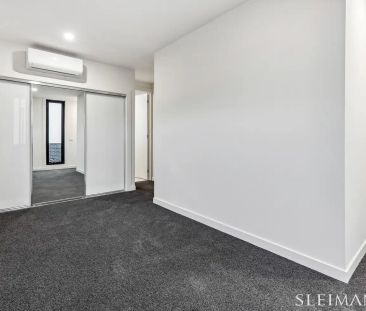 “Contemporary Elegance Meets Everyday Convenience” - Photo 6