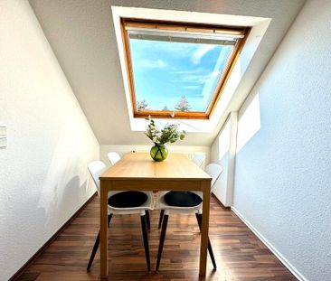 Möbliertes WG-Zimmer in moderner 3er-WG - Photo 2