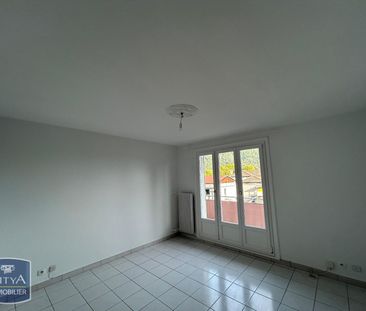 Location Appartement 3 pièces 52m² ST EGREVE 38120 - Photo 1