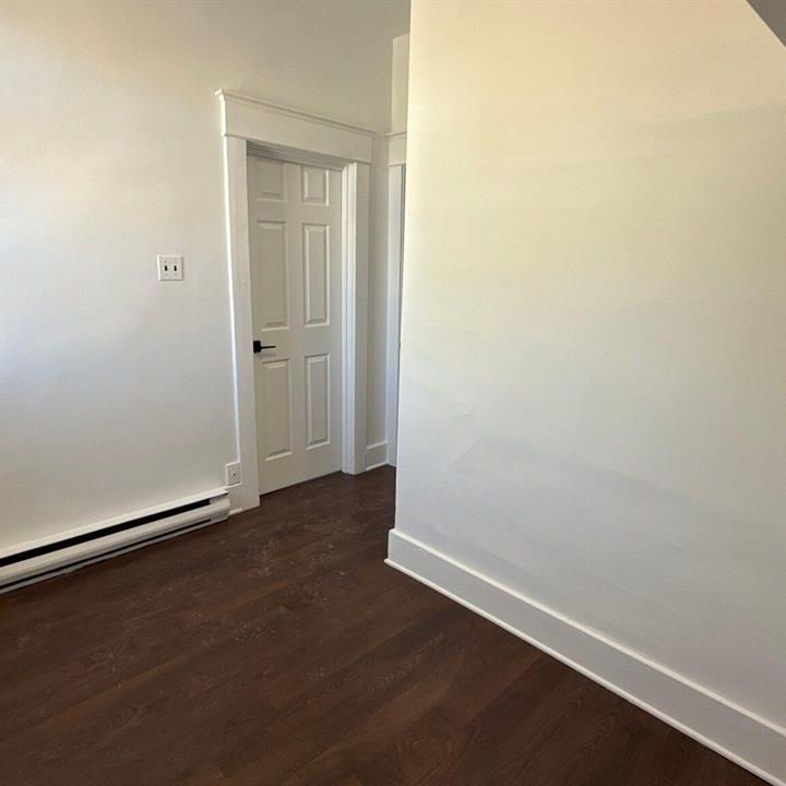 2 Beds 1 Bath - 3466 Rue De Verdun, Montréal - Photo 1