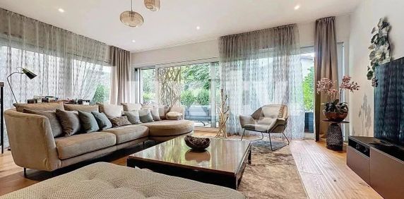 Beautiful contemporary villa in Vessy - Photo 2