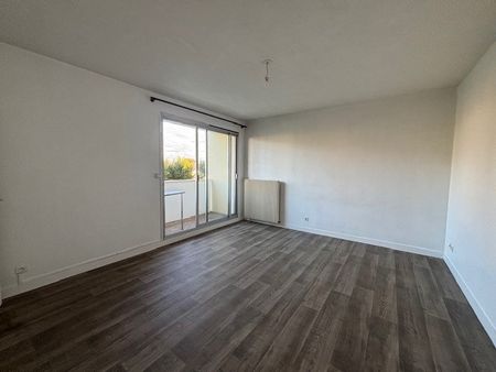 Location Appartement 2 pièces 27m² LE BOUSCAT 33110 - Photo 2
