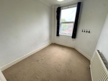 4 bedroom terraced house to rent - Photo 4