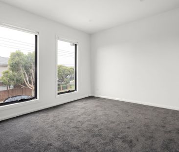 Brand New Luxury Townhouse - Photo 4