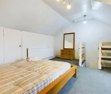 5 bedroom terraced house to rent - Photo 3