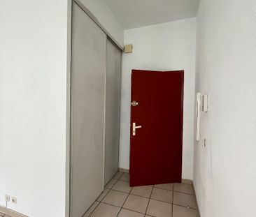 Location Appartement 2 pièces 44m² - Photo 3