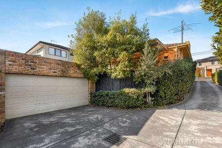 PERFECT BLEND OF COMFORT AND CONVENIENCE - Photo 3