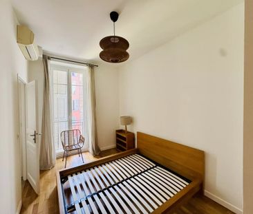 Location Appartement 4 pièces 83m² NICE 06300 - Photo 4