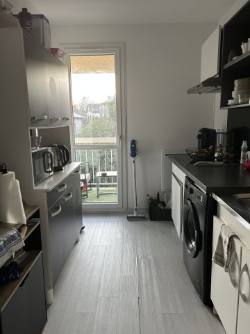 Location Appartement 2 pièces 49m² LE CREUSOT 71200 - Photo 4