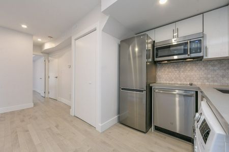 For Lease - 379 St Clarens Avenue Unit# Main, Toronto, Ontario - Photo 3