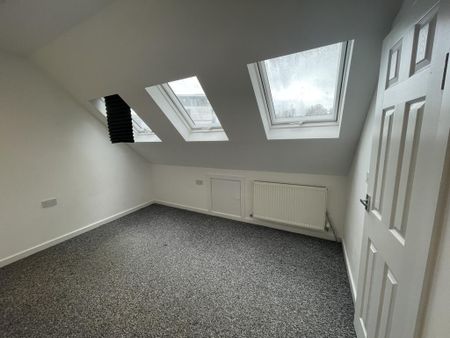 3 bedroom maisonette to rent - Photo 4