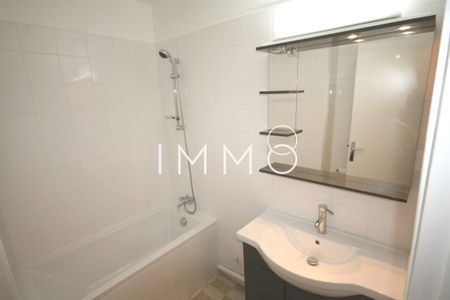 Location Appartement 3 pièces 63m² MARSEILLE 6ème - Photo 2