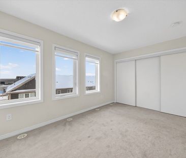 For Lease - 97 Danzatore Path Unit# 92, Oshawa, Ontario - Photo 5