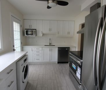 For Lease - 389 Allgood Street Unit# Main Fl, Richmond Hill, Ontario - Photo 5