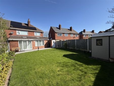 Kings Drive, Thingwall, Wirral - Photo 3