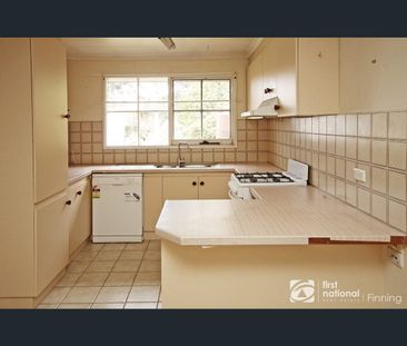 9 Courtenay Avenue, Cranbourne North, Vic 3977 - Photo 3