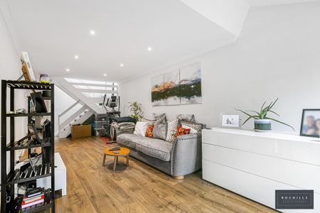 3 bedroom terraced house to rent - Photo 3