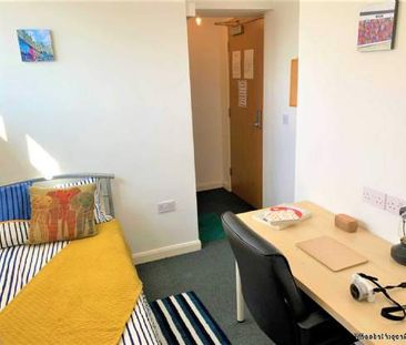 1 bedroom property to rent in Salford - Photo 4