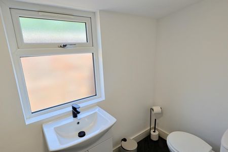 Hayton Green, Coventry - Modern Ground Floor Flat - Photo 5