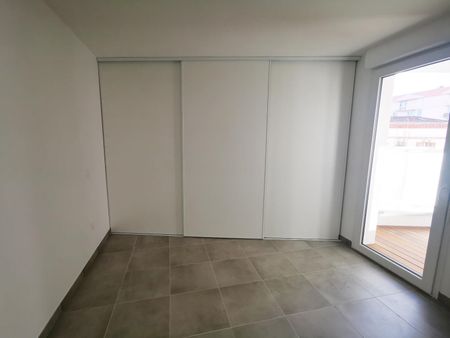 Location Appartement 3 pièces 60m² TOULOUSE 31500 - Photo 3