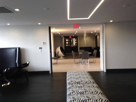 For Lease - 9471 Yonge Street Unit# 1209, Richmond Hill, Ontario - Photo 2