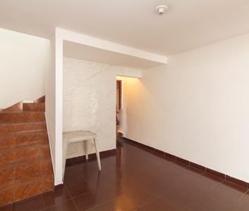 Casa para alugar com 100m², 2 quartos e 1 vaga - Foto 2