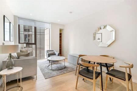 One bedroom flat in the exclusive Lillie Square development. - Photo 4