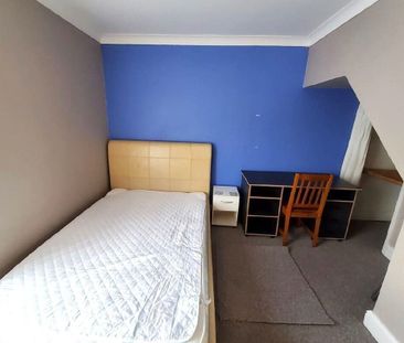Merton Road - Photo 2