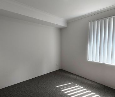Near New Luxury 4x2 Home&excl; - Photo 6