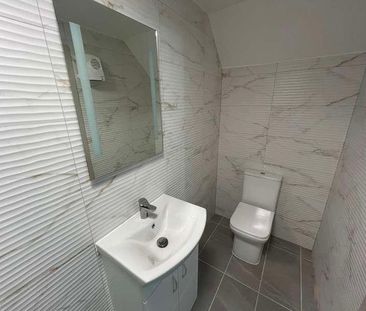 High Street, Staffordshire, Burton Upon Trent, DE14 - Photo 5