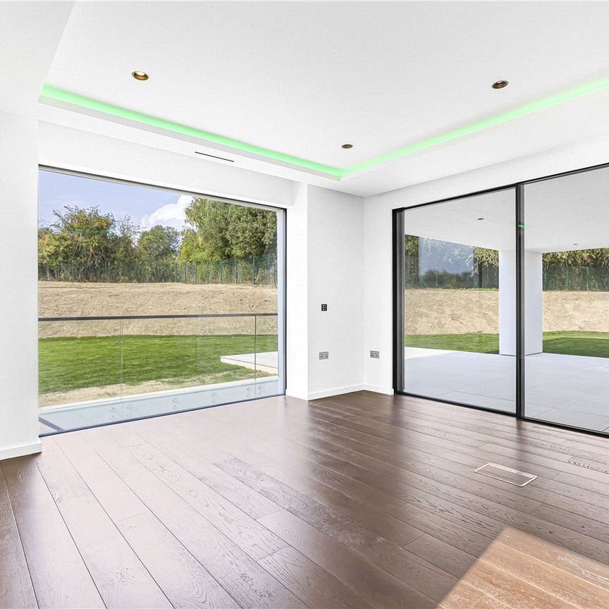 Rosebury Close, Goffs Oak - Photo 1