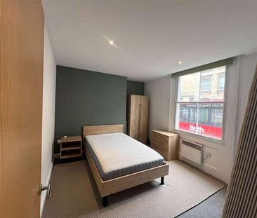 St. James's Parade, Bath, Somerset, BA1 - Photo 3