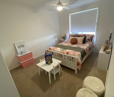 Modern 4 Bedroom Family Home - Photo 4