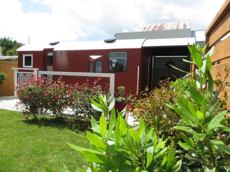 Paeroa Red Train Carriage - Photo 5