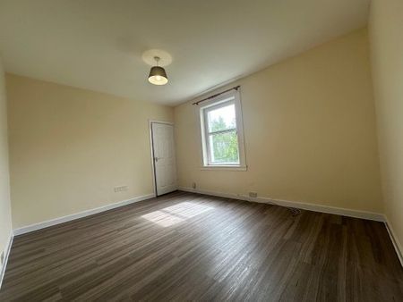 Birch Avenue, Clarkston, G76 8DL - Photo 3