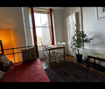 2 Bed Flat, Brunton Gardens, EH7 - Photo 1